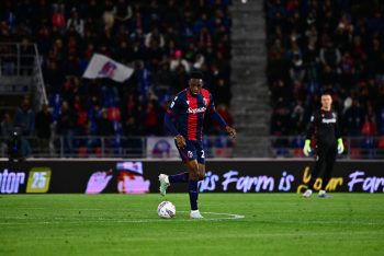 100 Rossoblù appearances for Jhon Lucumi